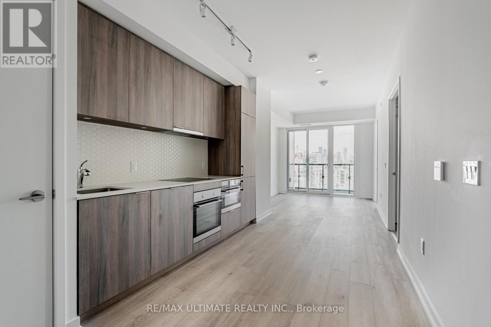 1211 - 158 FRONT STREET E, Toronto, Ontario