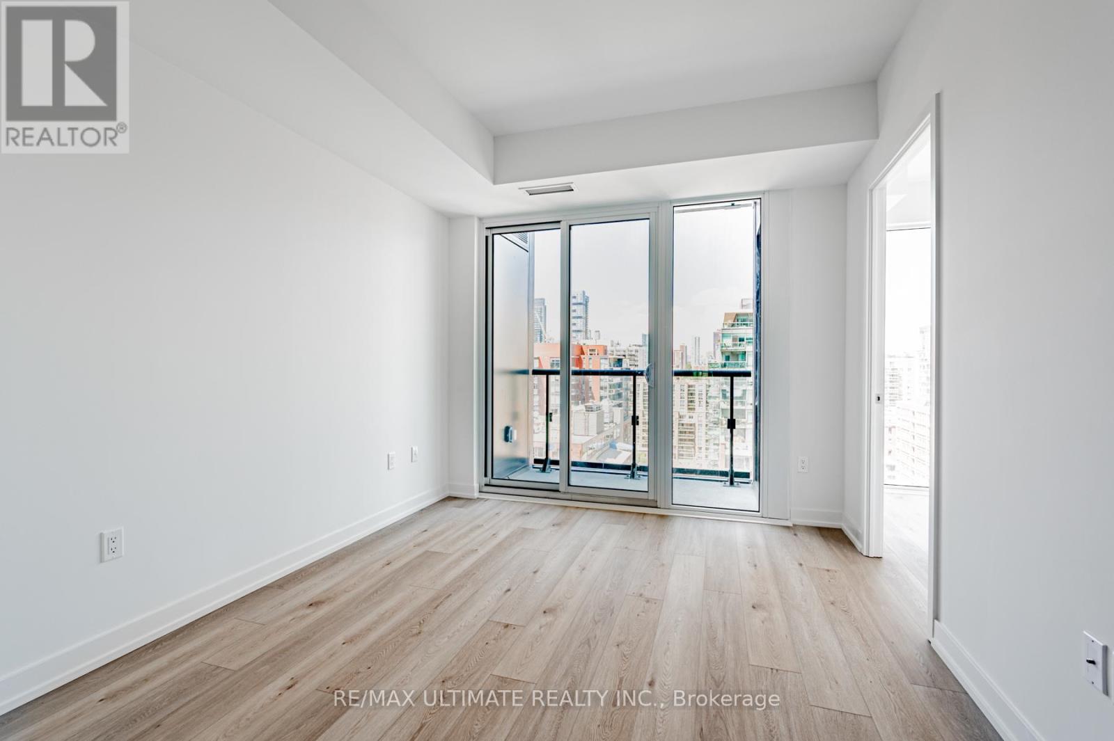 1211 - 158 Front Street E, Toronto, Ontario  M5A 0K9 - Photo 11 - C13247582