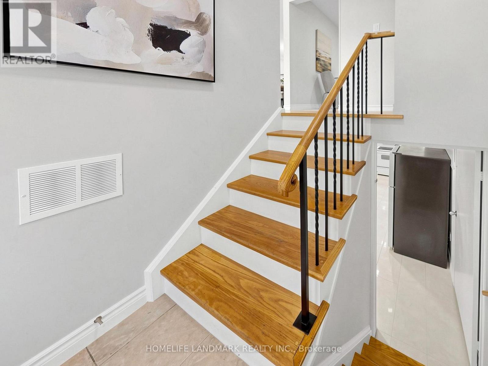 4 Hines Drive, Toronto, Ontario  M2H 2M1 - Photo 19 - C13247600