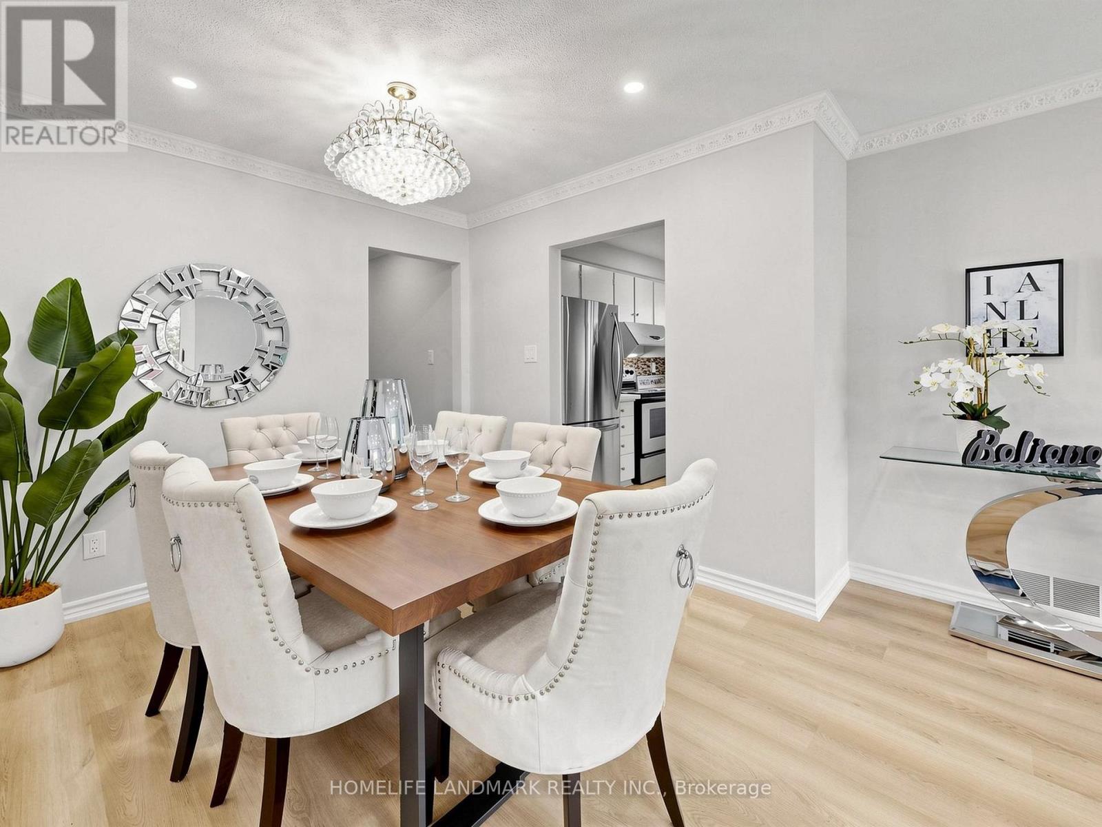 4 Hines Drive, Toronto, Ontario  M2H 2M1 - Photo 4 - C13247600