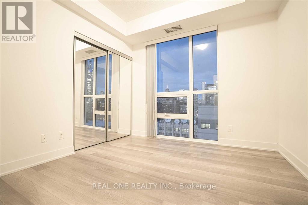 1203 - 318 Richmond Street W, Toronto, Ontario  M5V 1X2 - Photo 6 - C13247780