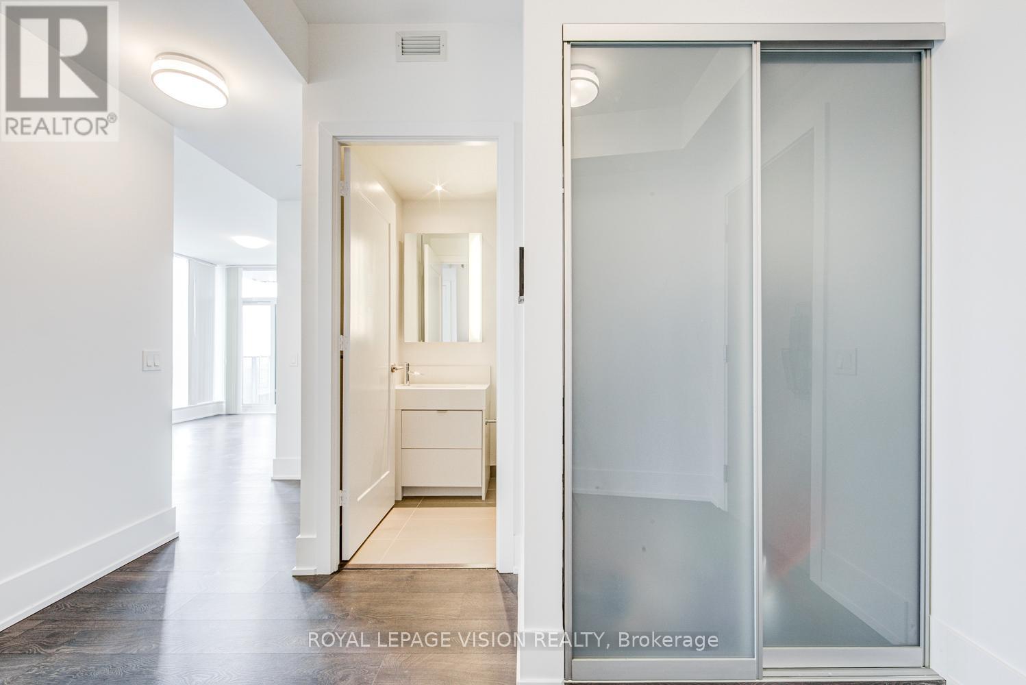 3905 - 10 York Street, Toronto, Ontario  M5J 0E1 - Photo 4 - C13247834