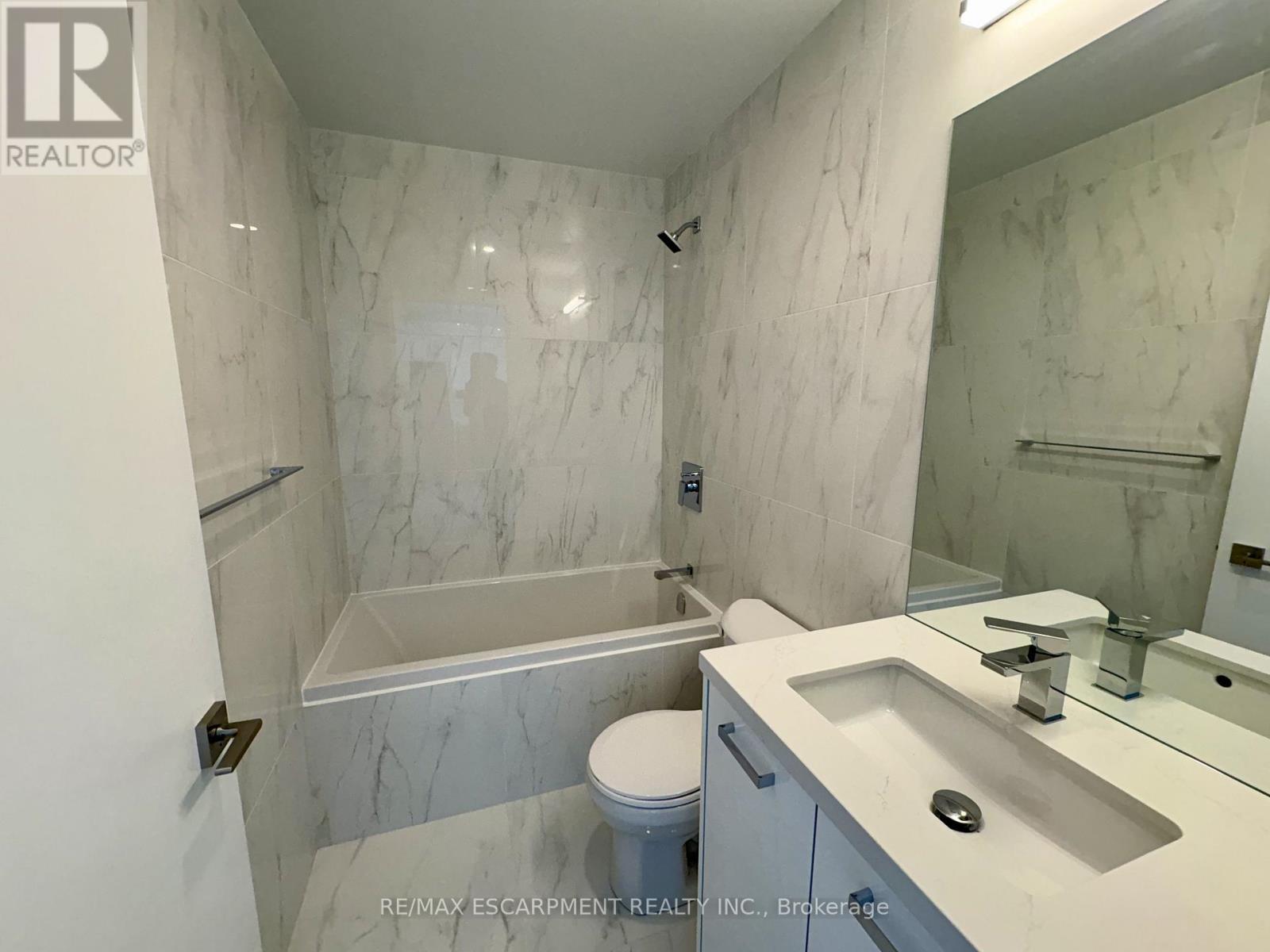 2703 - 284 King Street E, Toronto, Ontario  M5A 0K3 - Photo 2 - C13247888