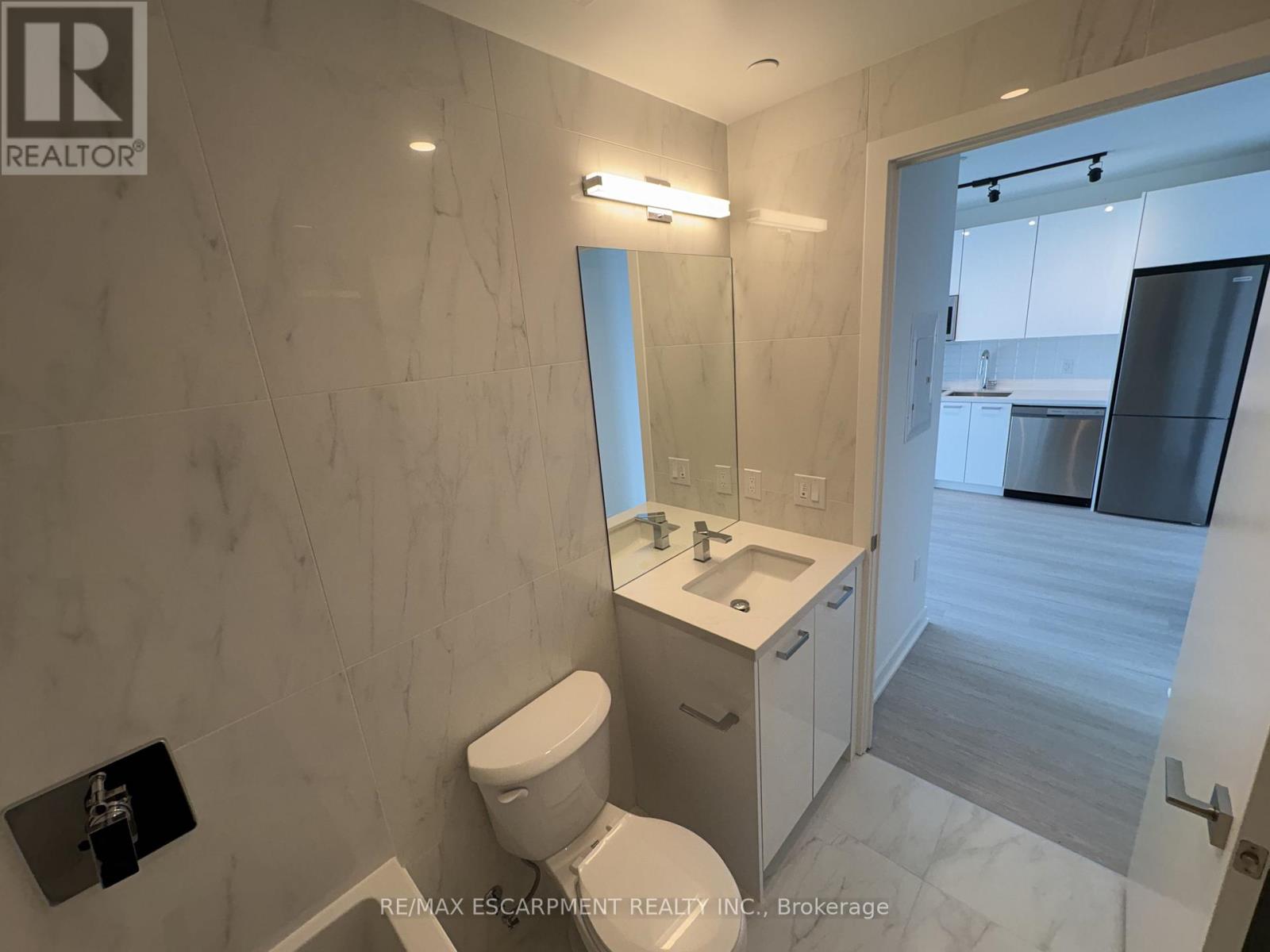 2703 - 284 King Street E, Toronto, Ontario  M5A 0K3 - Photo 3 - C13247888