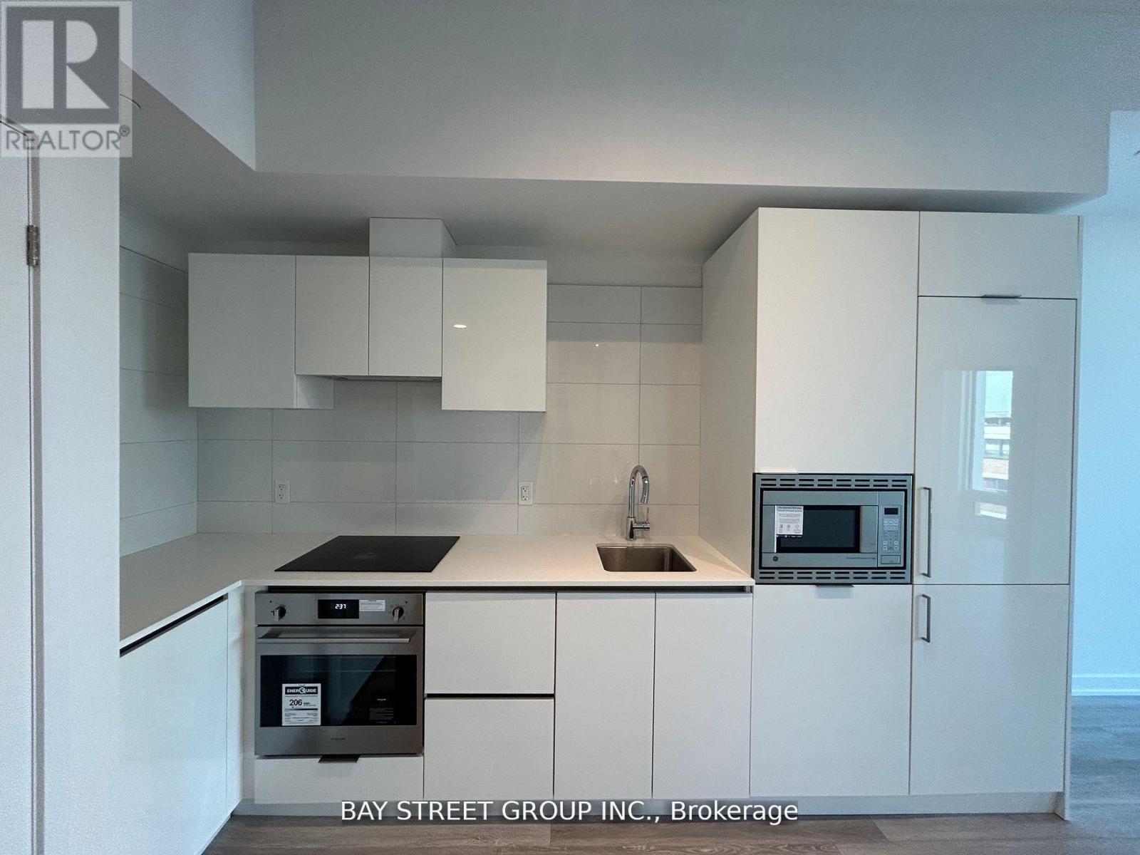 1424 - 121 St Patrick Street, Toronto, Ontario  M5T 3C1 - Photo 4 - C13247906