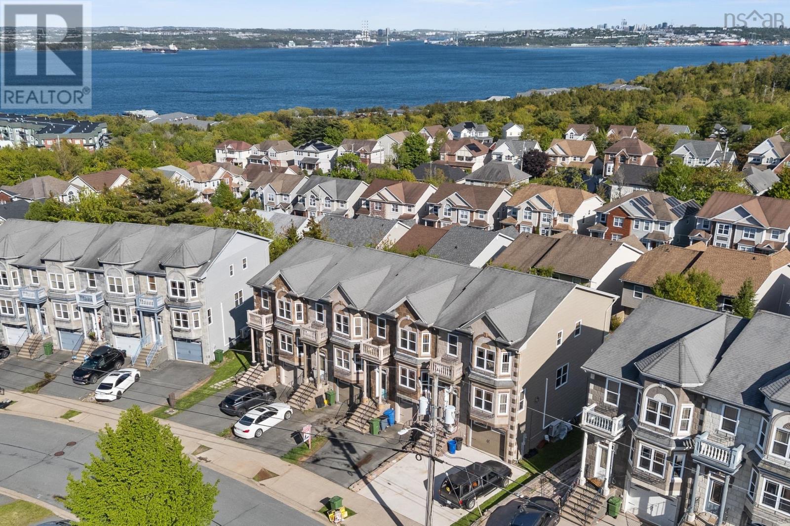 24 Bosun Run, Halifax, Nova Scotia  B3M 4W4 - Photo 1 - 202613384