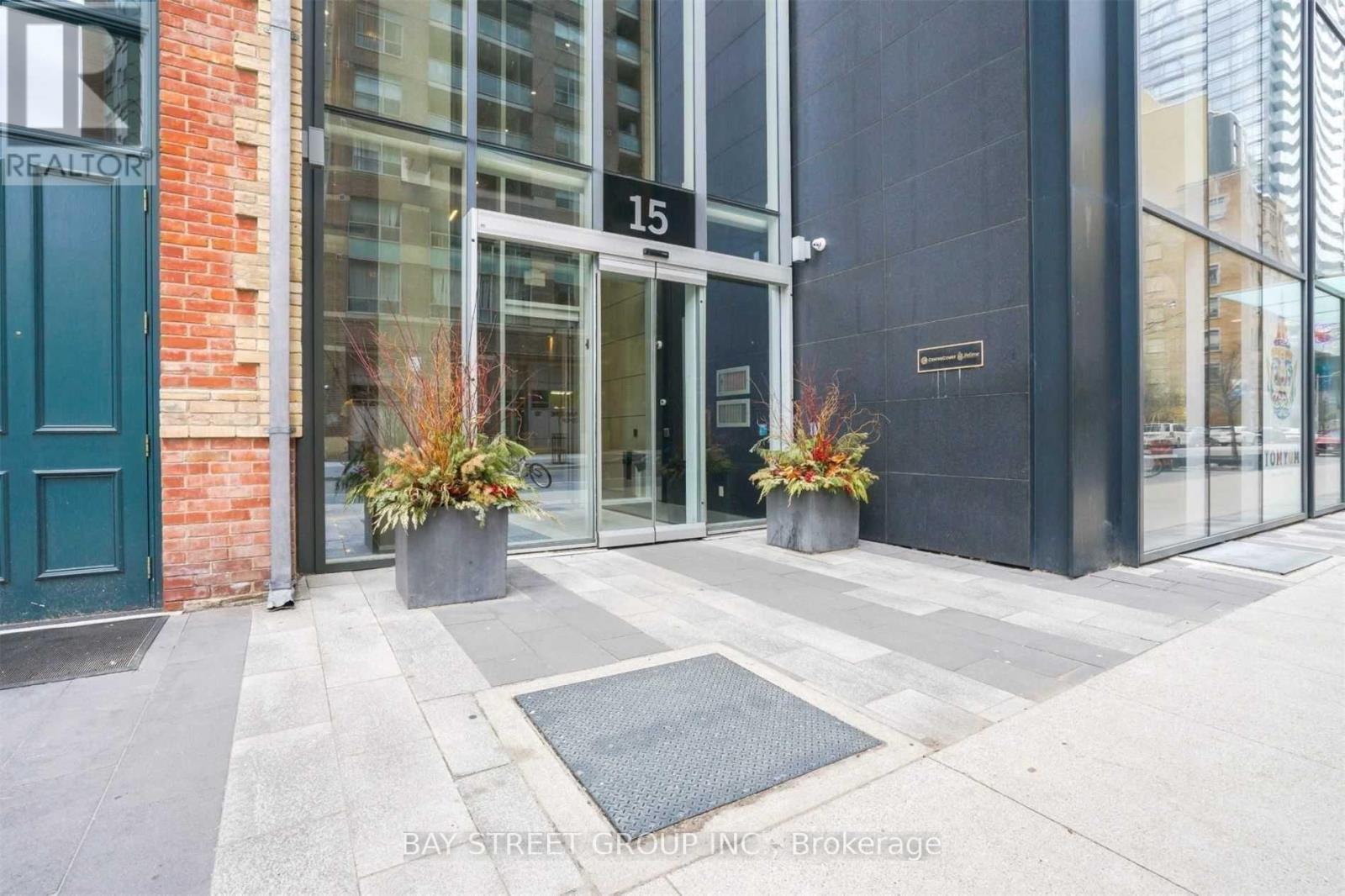 2809 - 15 Grenville Street, Toronto, Ontario  M4Y 1A1 - Photo 2 - C13247976