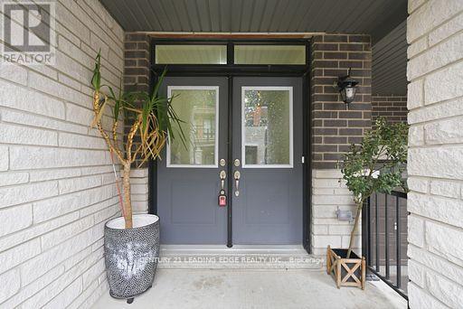 12 Coppini Lane, Ajax, Ontario  L1S 0G9 - Photo 4 - E13247580