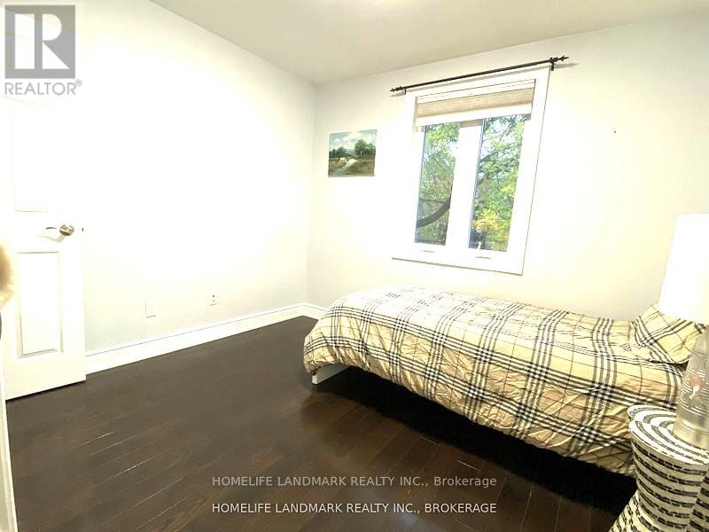 2nd - 57 Glenside Avenue, Toronto, Ontario  M4L 2T6 - Photo 12 - E13247632