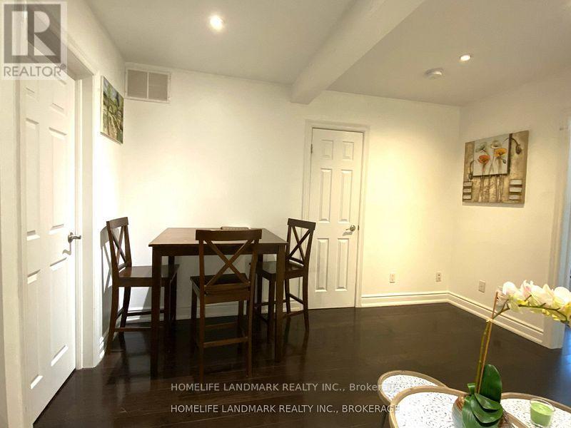 2nd - 57 Glenside Avenue, Toronto, Ontario  M4L 2T6 - Photo 8 - E13247632