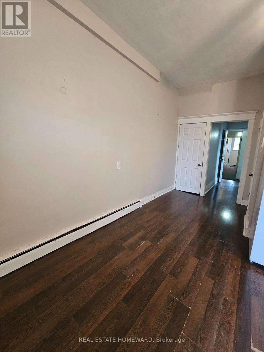 A - 733 Pape Avenue, Toronto, Ontario  M4K 3S8 - Photo 8 - E13247686