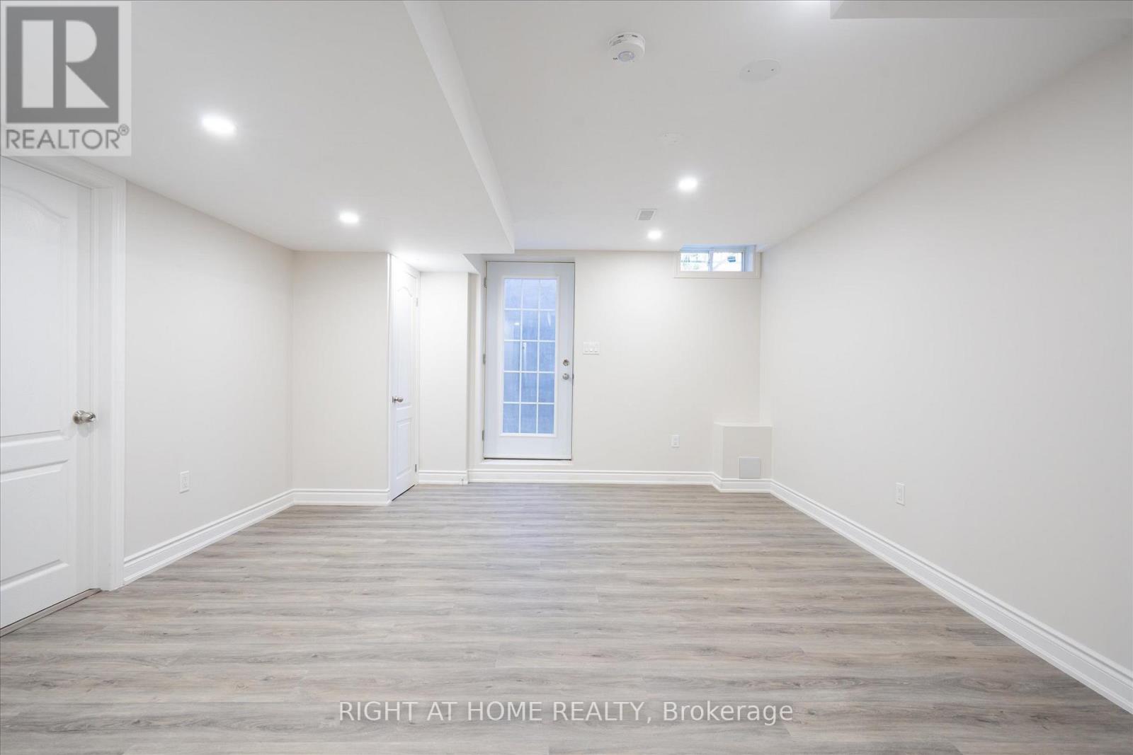 Bsmt - 1608 Frolis Street, Oshawa, Ontario  L1K 0J7 - Photo 2 - E13247694