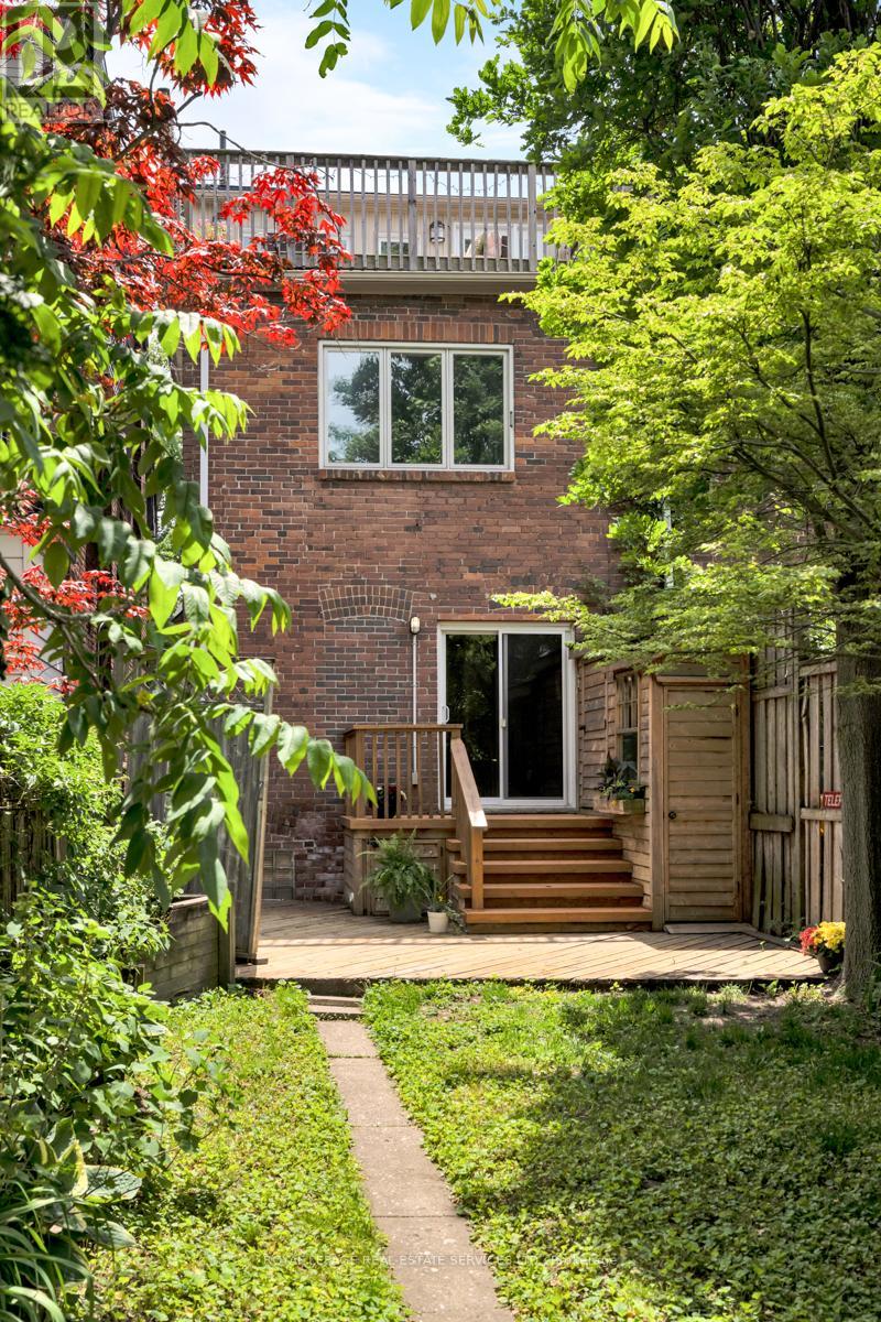 164 Fulton Avenue, Toronto, Ontario  M4K 1Y3 - Photo 35 - E13247738