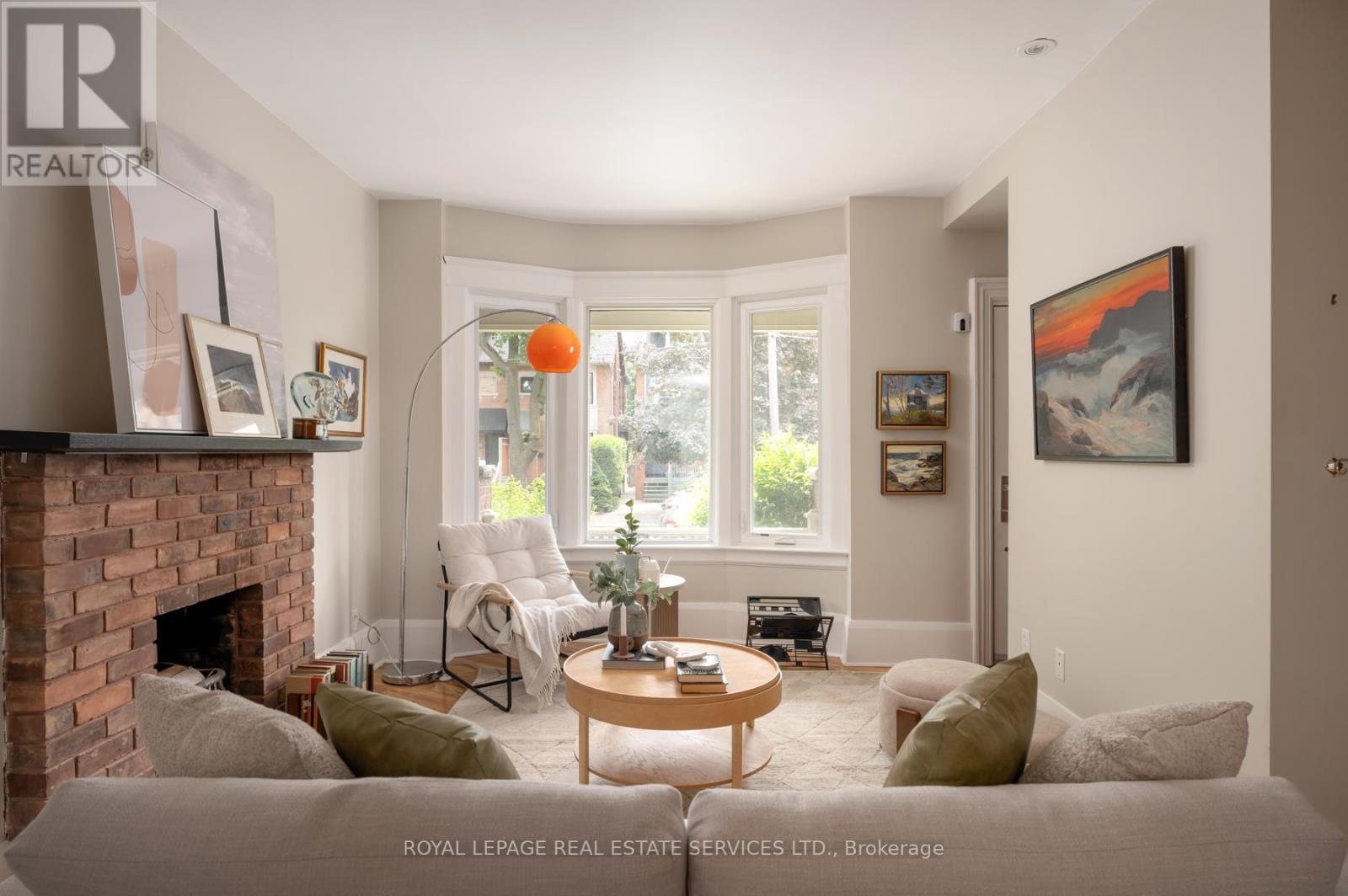 164 Fulton Avenue, Toronto, Ontario  M4K 1Y3 - Photo 8 - E13247738