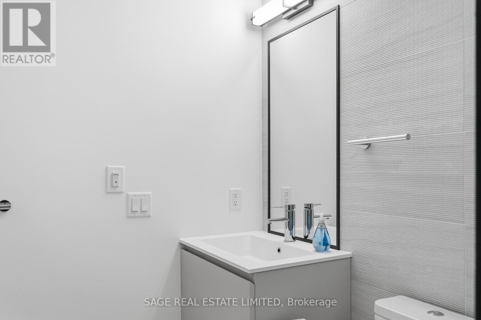 504 - 761 Queen Street E, Toronto, Ontario  M4M 1H3 - Photo 16 - E13247742