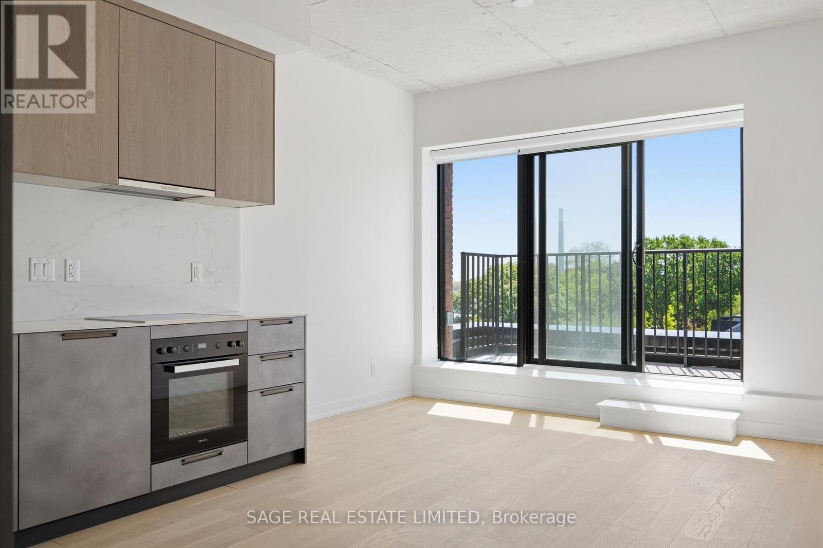 504 - 761 Queen Street E, Toronto, Ontario  M4M 1H3 - Photo 4 - E13247742