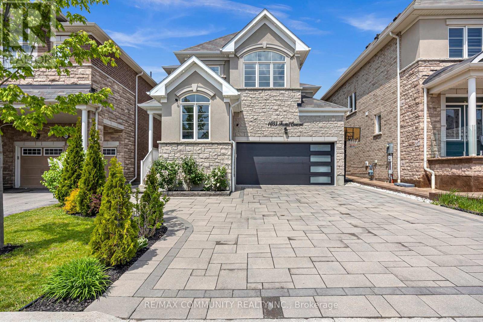 1055 FOXTAIL CRESCENT, Pickering, Ontario