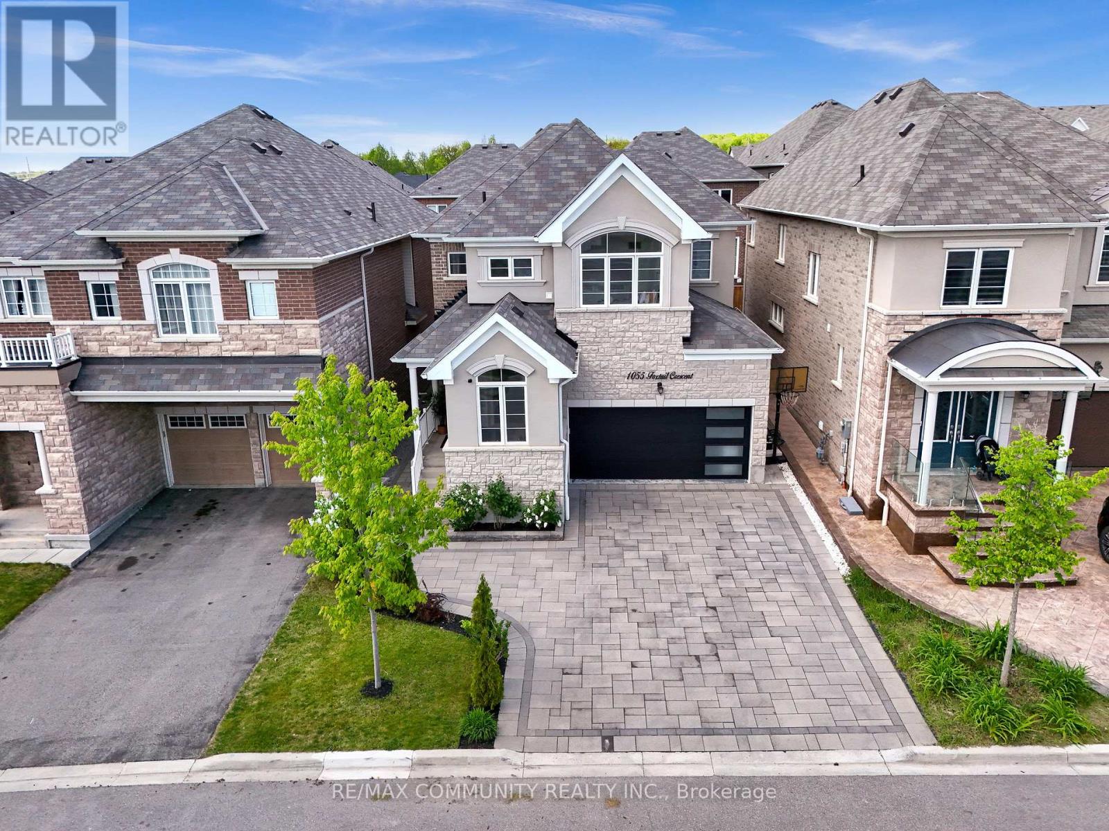 1055 Foxtail Crescent, Pickering, Ontario  L1X 0E7 - Photo 47 - E13247862