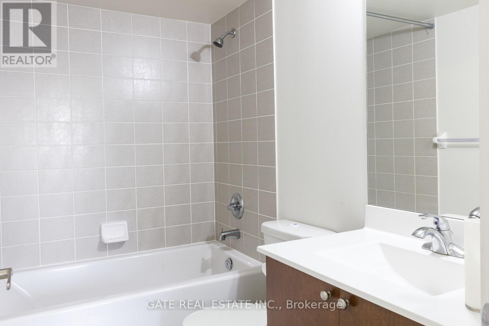 1404 - 151 Village Green Square, Toronto, Ontario  M1S 0K5 - Photo 11 - E13247904