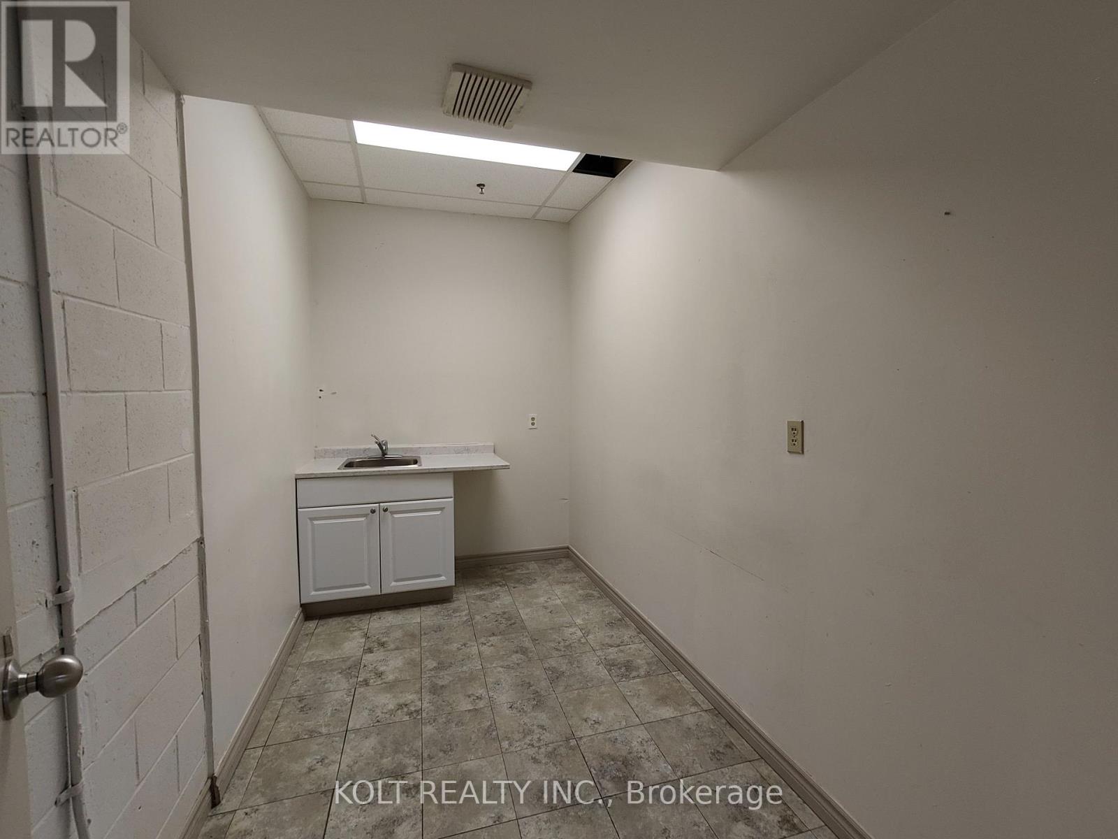 Unit 5 - 931 Progress Avenue, Toronto, Ontario  M1G 3V5 - Photo 12 - E13247930