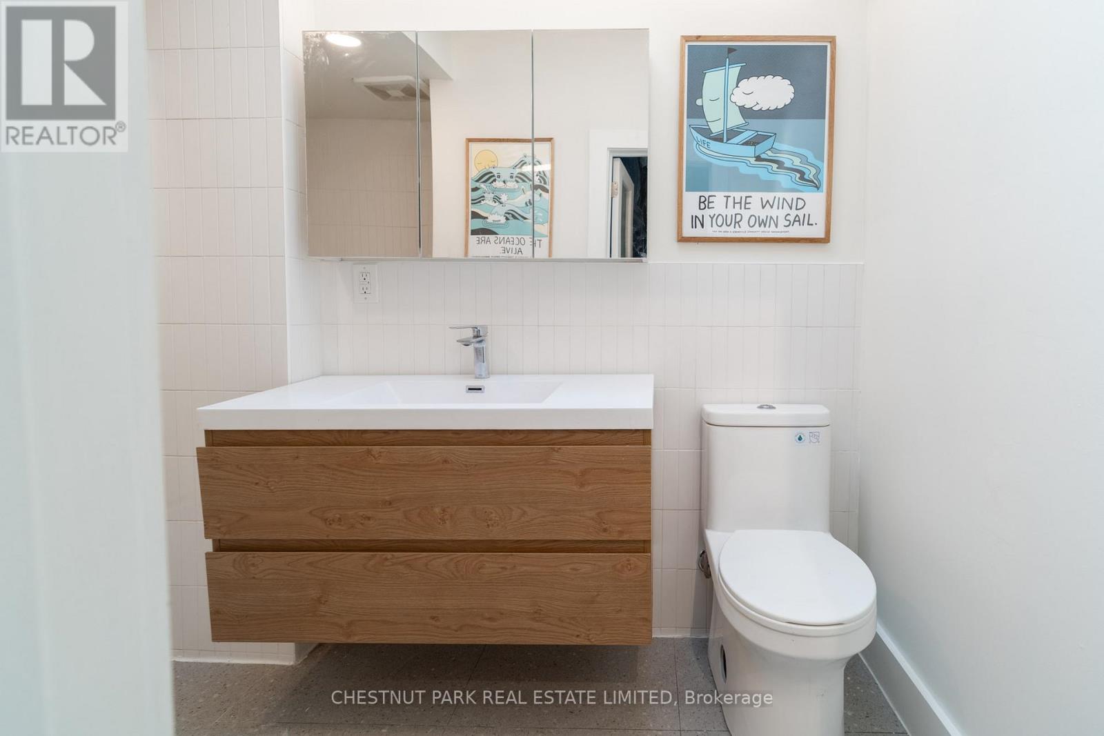 119 Craven Road, Toronto, Ontario  M4L 2Z4 - Photo 7 - E13247984