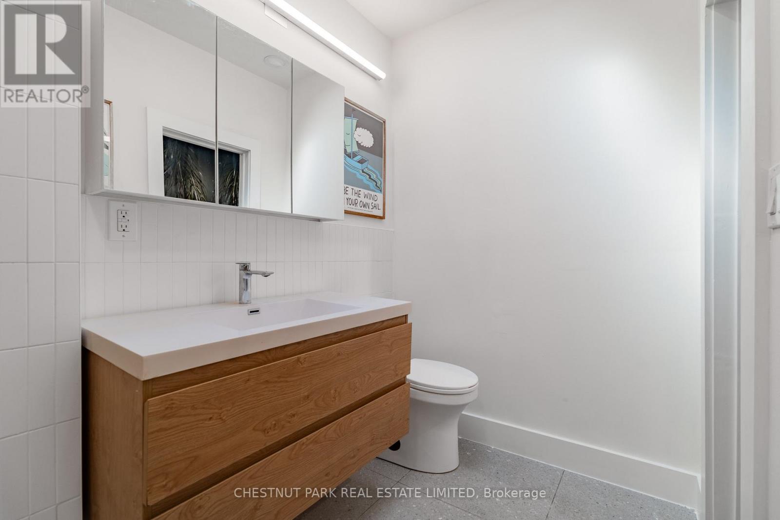 119 Craven Road, Toronto, Ontario  M4L 2Z4 - Photo 9 - E13247984