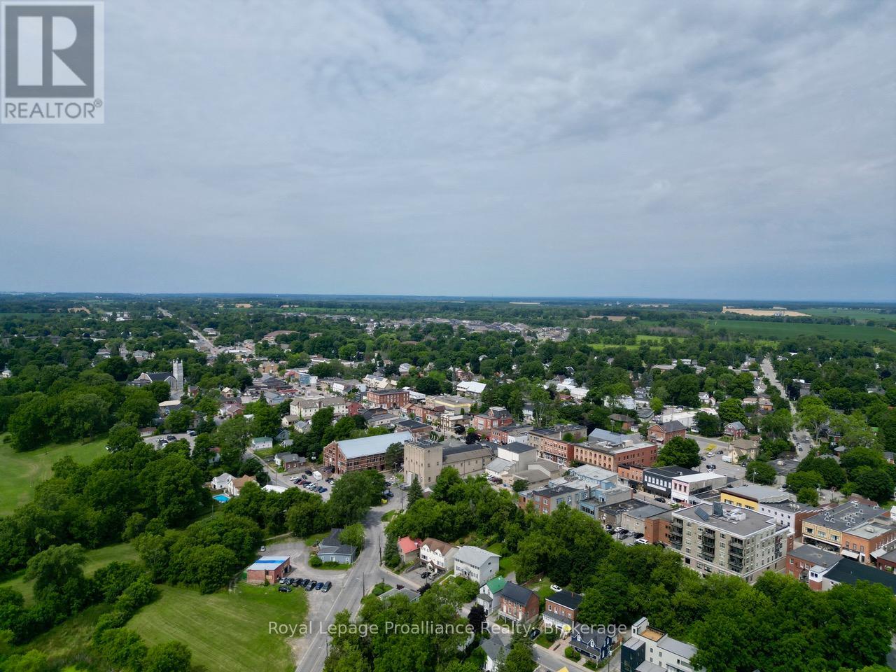 26 York Street, Prince Edward County, Ontario  K0K 2T0 - Photo 4 - X13162964