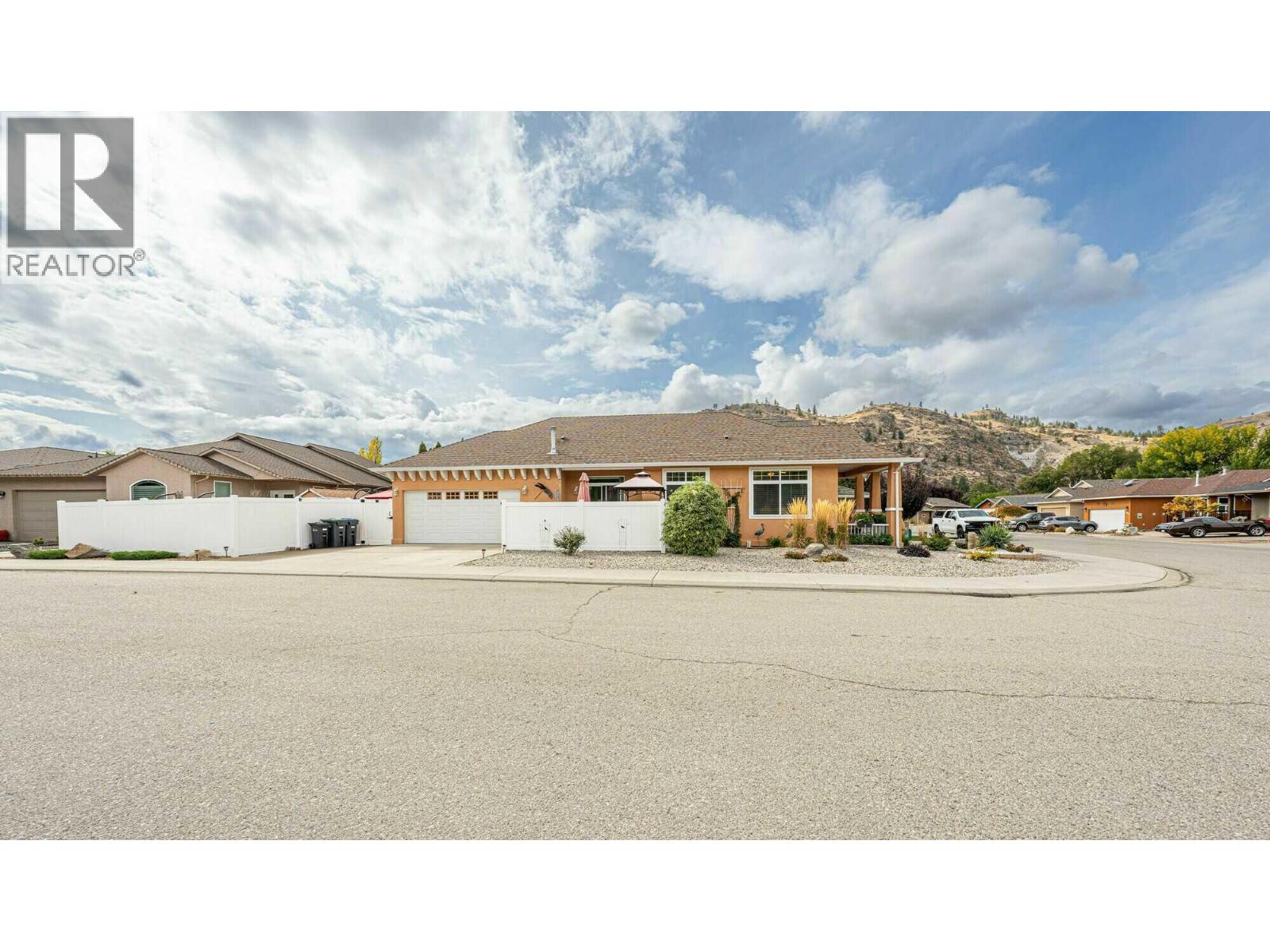 247 Willows Place, Oliver, British Columbia  V0H 1T4 - Photo 65 - 10390171