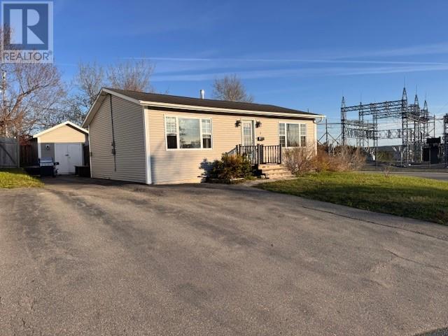 2 Heath Crescent, Gander, Newfoundland & Labrador  A1V 1R1 - Photo 2 - 1296754
