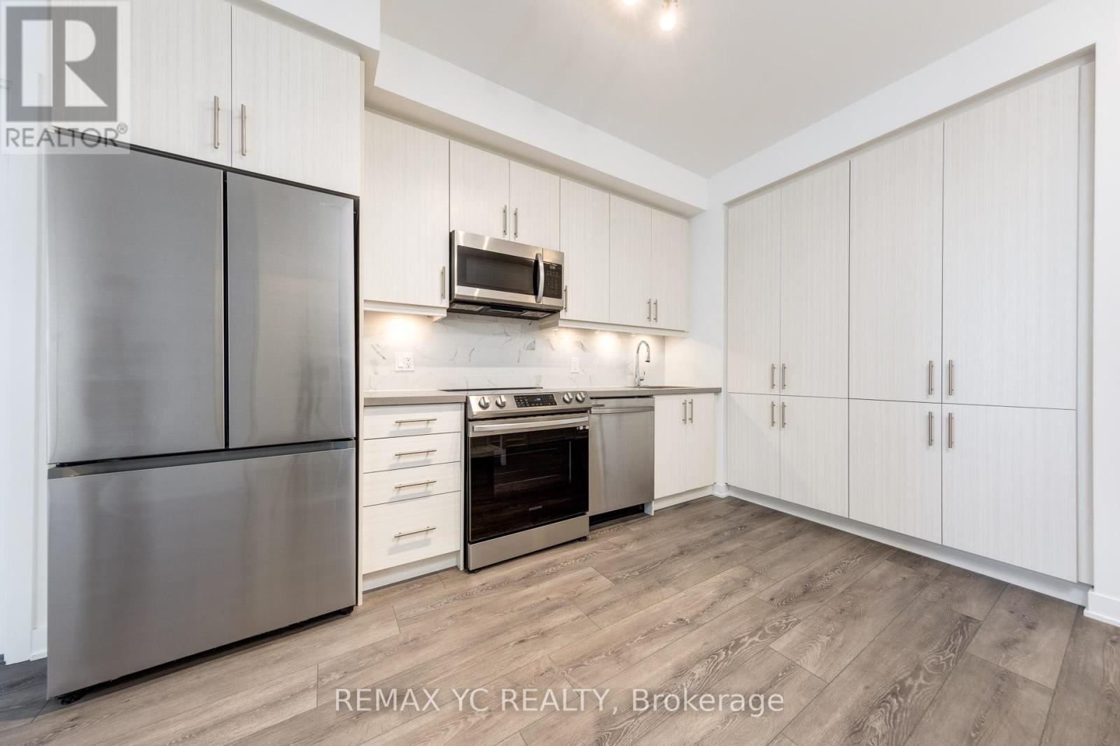 305 - 95 Oneida Crescent, Richmond Hill, Ontario  L4B 0H5 - Photo 6 - N13247594