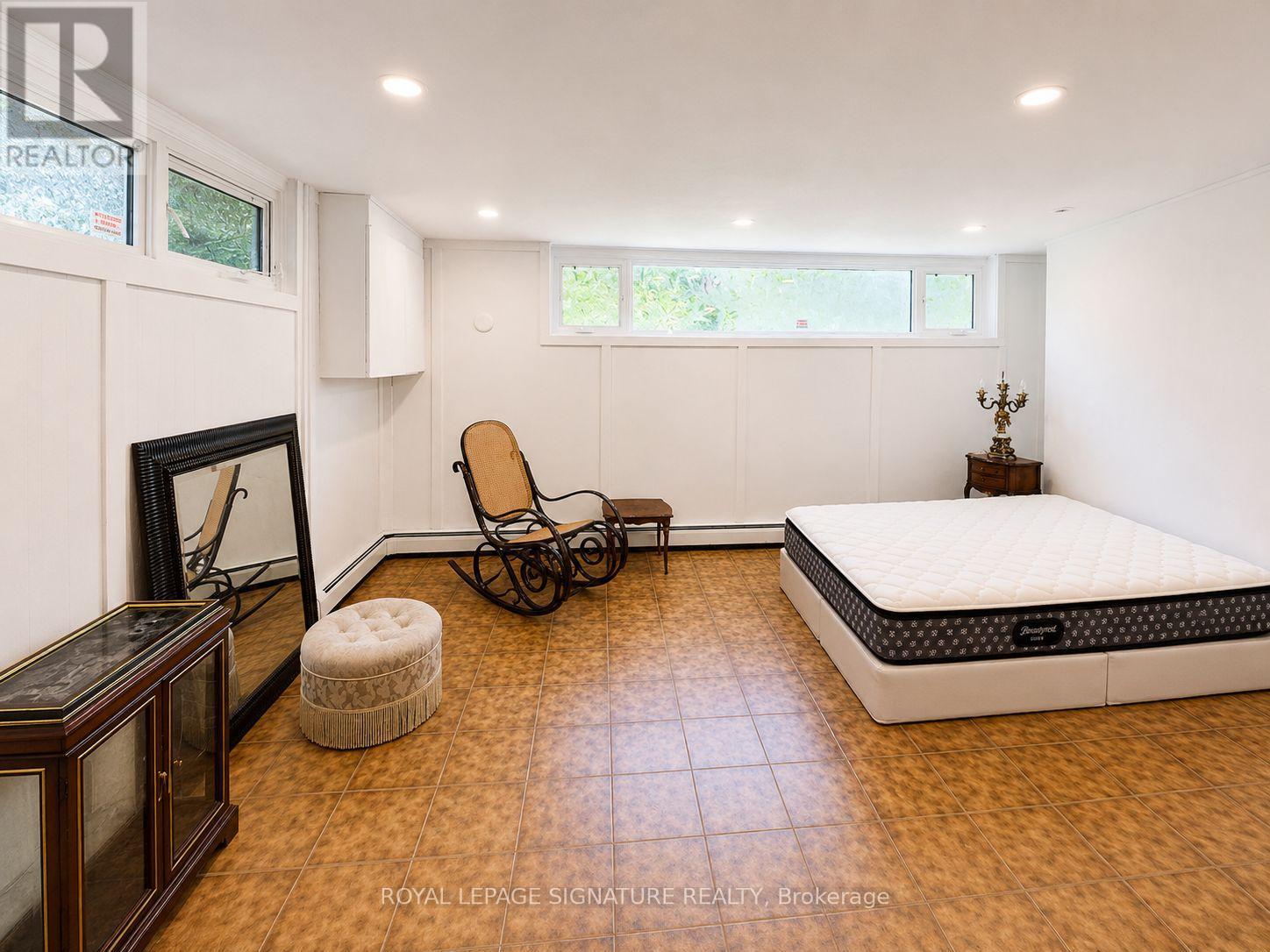 Bsmt - 20 Gallacher Avenue, Richmond Hill, Ontario  L4E 2Y2 - Photo 10 - N13247712
