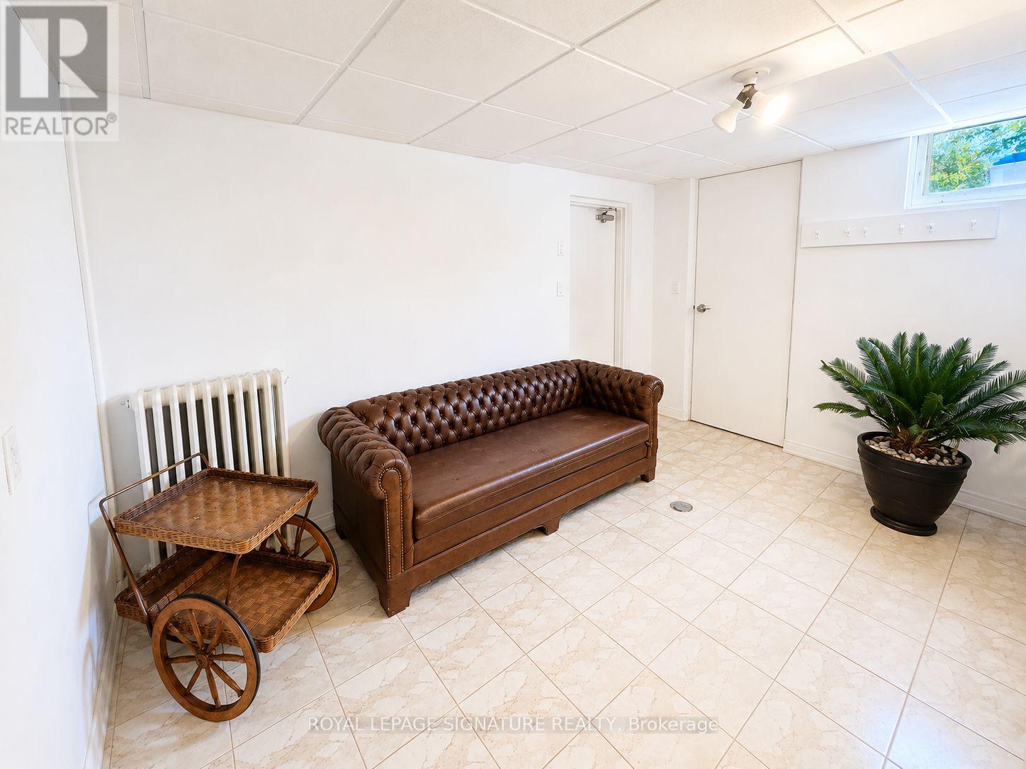 Bsmt - 20 Gallacher Avenue, Richmond Hill, Ontario  L4E 2Y2 - Photo 6 - N13247712