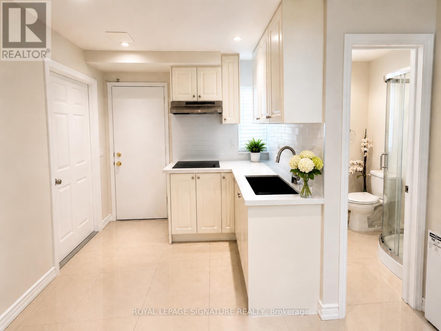 UNIT A - 20 GALLACHER AVENUE, Richmond Hill, Ontario