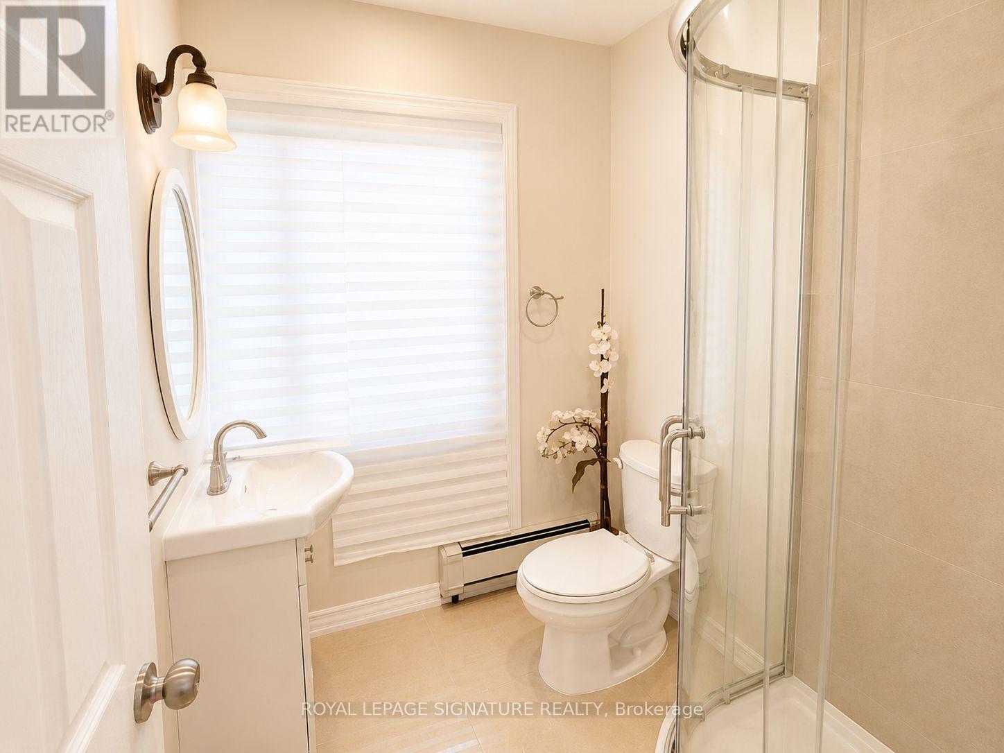 Unit A - 20 Gallacher Avenue, Richmond Hill, Ontario  L4E 2Y2 - Photo 4 - N13247720