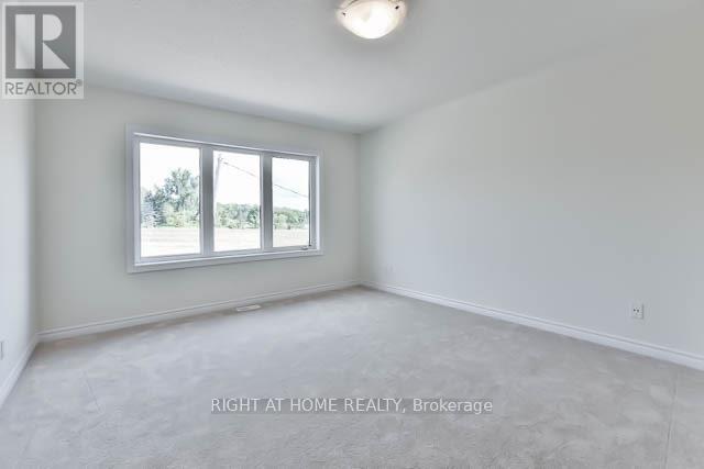 4 Blackpool Lane, East Gwillimbury, Ontario  L9N 0R7 - Photo 12 - N13247748