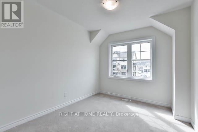 4 Blackpool Lane, East Gwillimbury, Ontario  L9N 0R7 - Photo 18 - N13247748