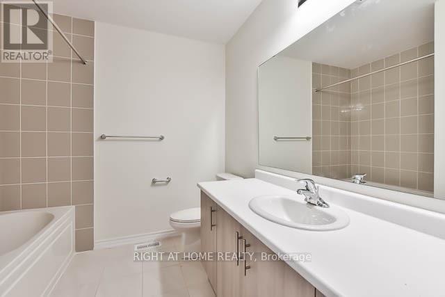 4 Blackpool Lane, East Gwillimbury, Ontario  L9N 0R7 - Photo 19 - N13247748