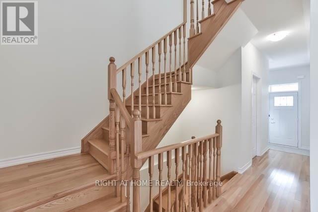 4 Blackpool Lane, East Gwillimbury, Ontario  L9N 0R7 - Photo 9 - N13247748