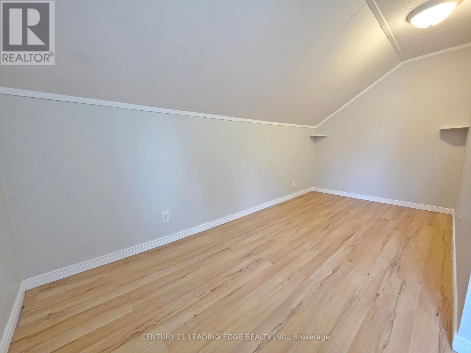 500 The Queensway South, Georgina, Ontario  L4P 2E3 - Photo 30 - N13247758
