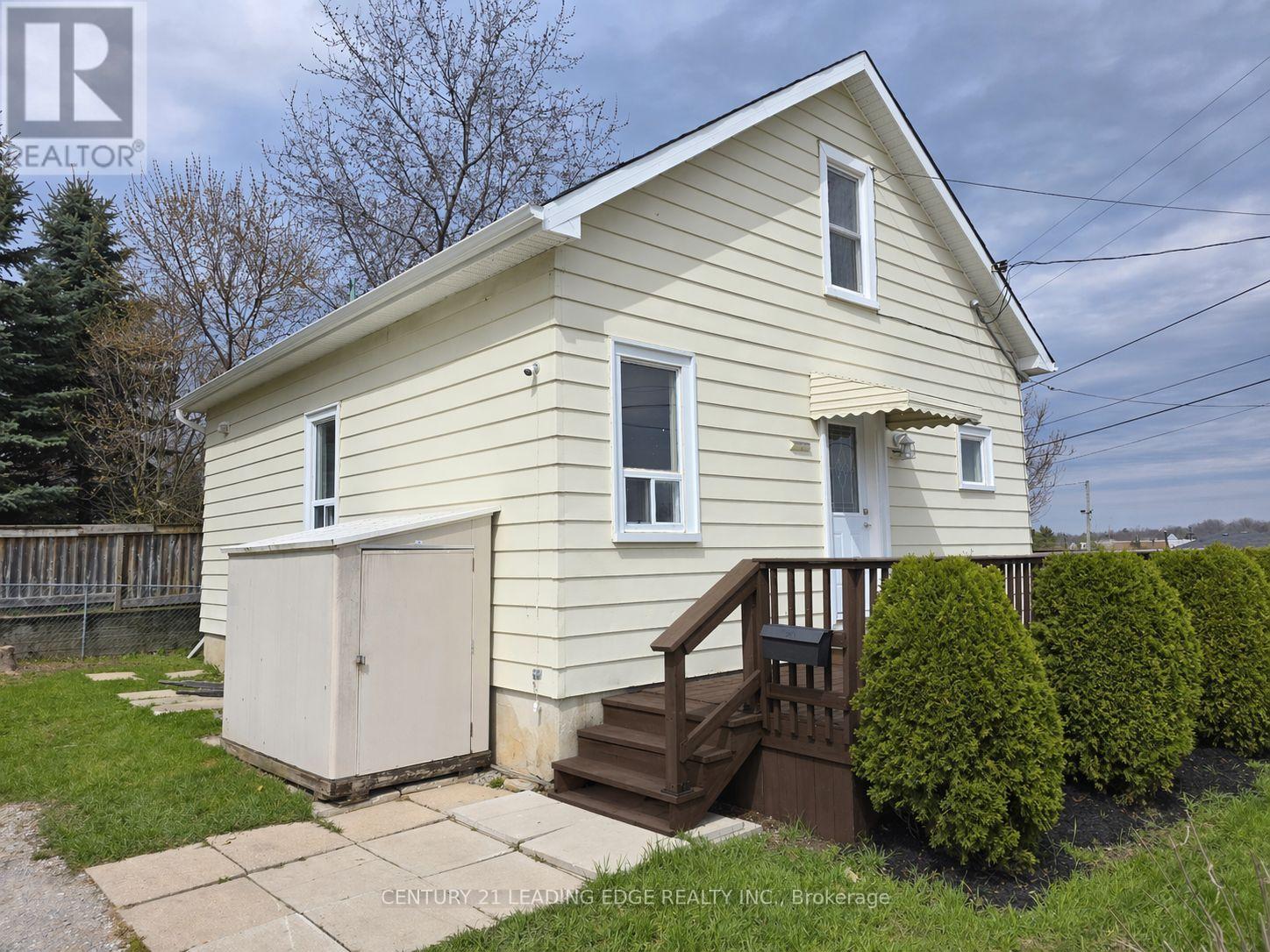 500 The Queensway South, Georgina, Ontario  L4P 2E3 - Photo 5 - N13247758