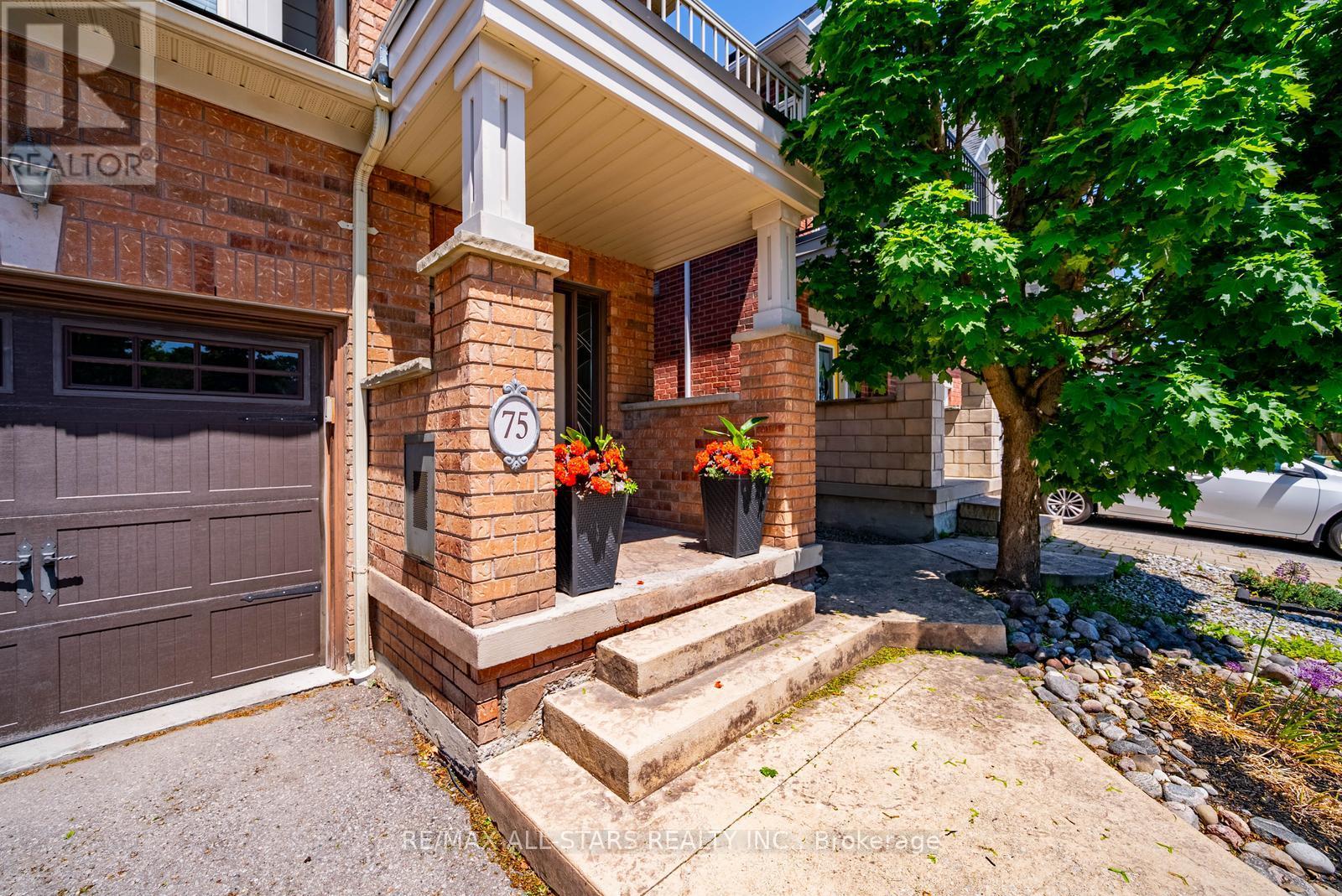 75 Northwest Passage Avenue, Whitchurch-Stouffville, Ontario  L4A 0T2 - Photo 3 - N13247912
