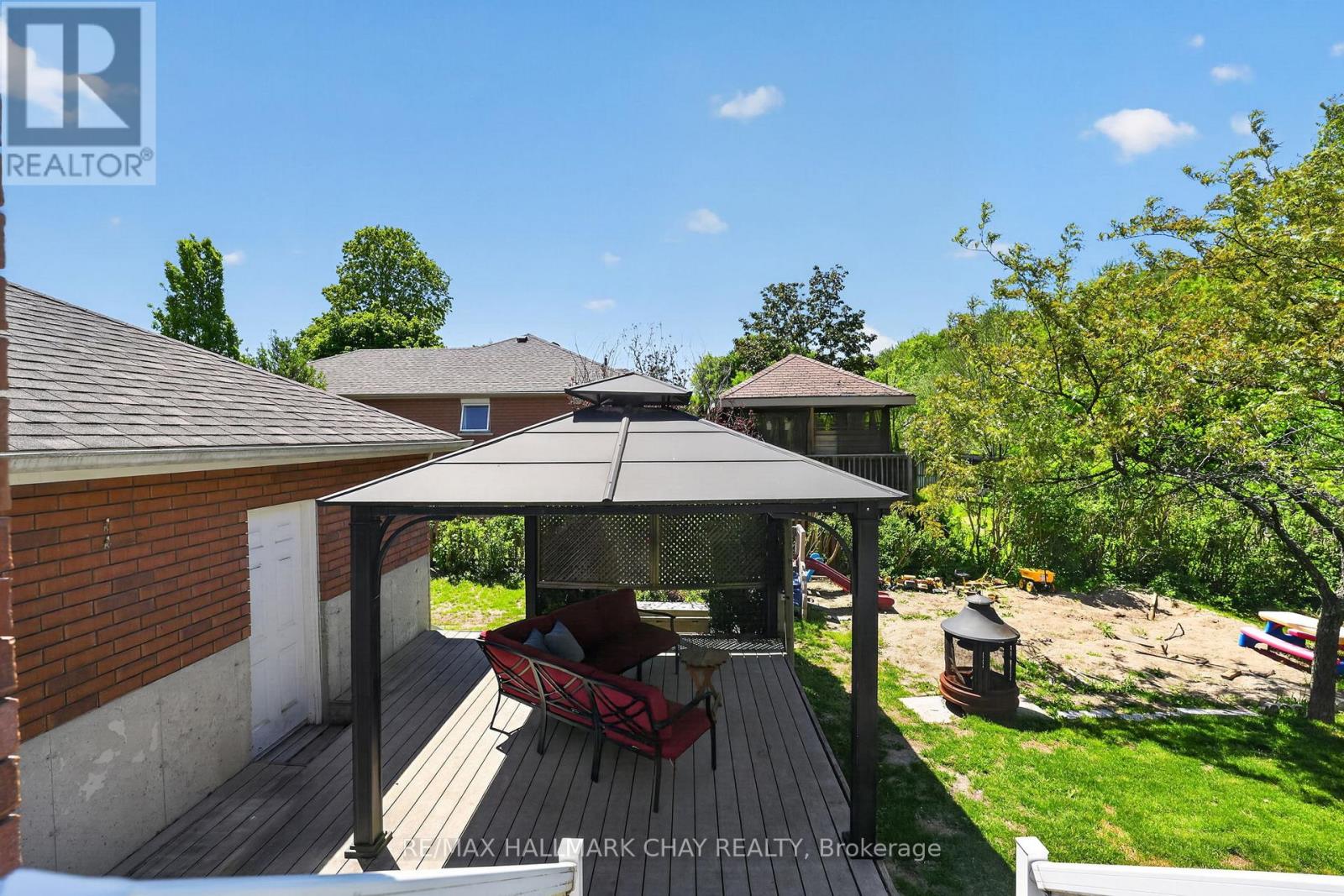 55 Burbank Circle, Adjala-Tosorontio, Ontario  L0M 1J0 - Photo 11 - N13247914