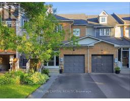 31 OCHALSKI ROAD, Aurora, Ontario