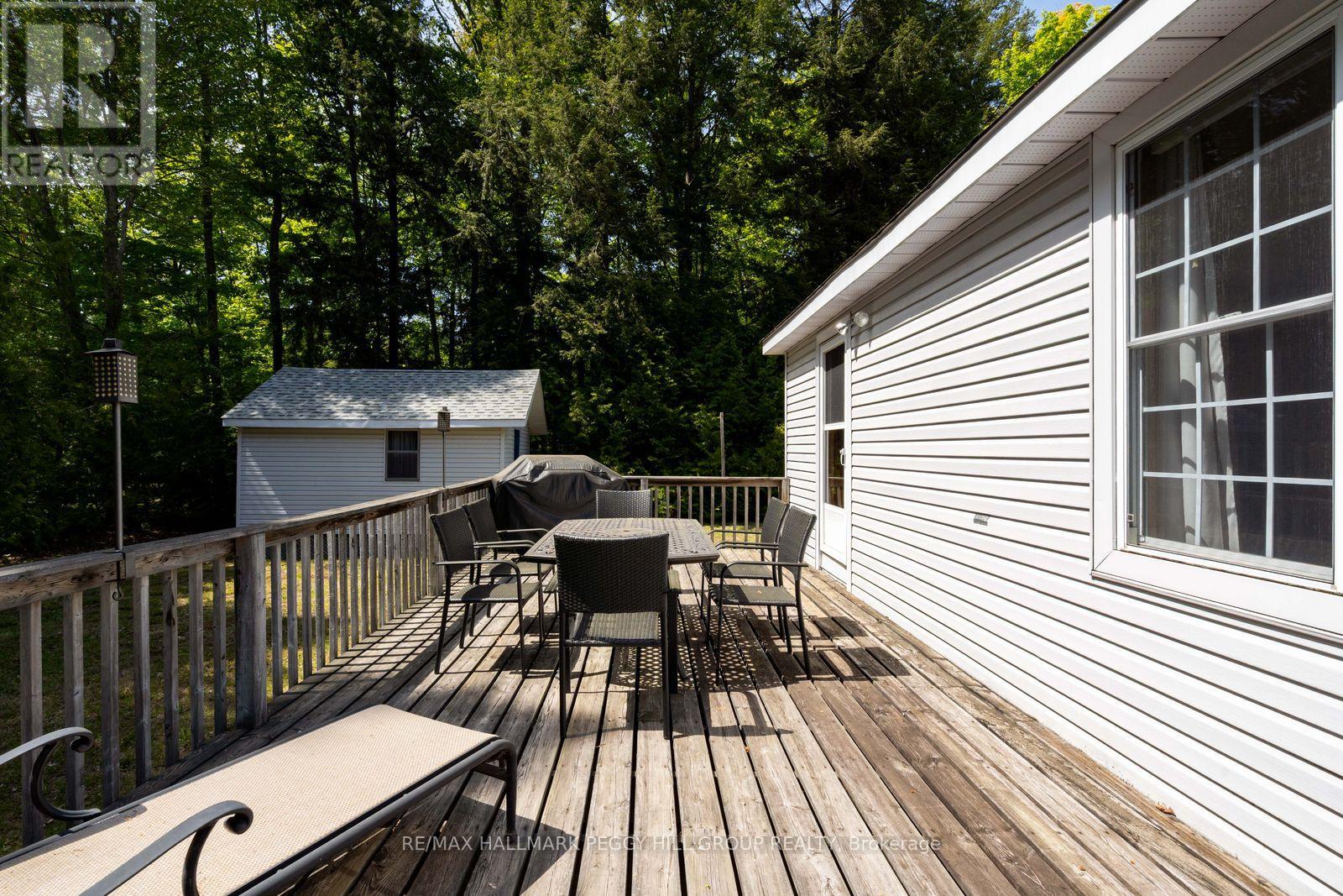 16 Susan Court, Tiny, Ontario  L0L 2J0 - Photo 10 - S13247544