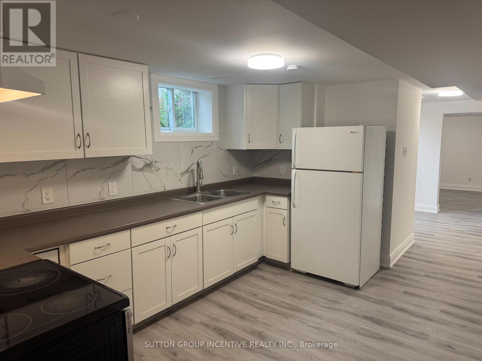Lower Level - 149 Gunn Street, Barrie, Ontario  L4M 2H8 - Photo 5 - S13247854