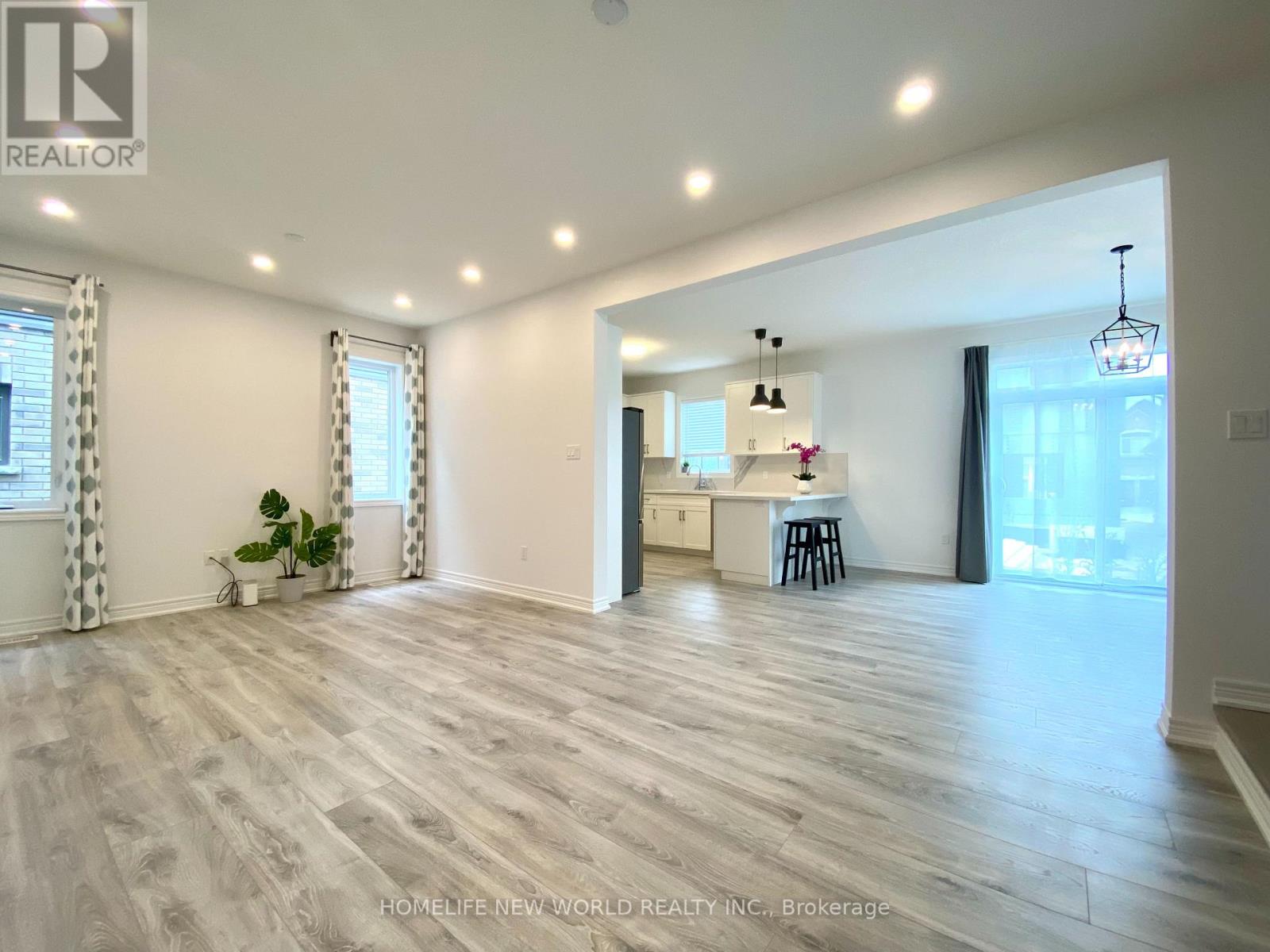 70 Mclean Avenue, Collingwood, Ontario  L9Y 4B3 - Photo 3 - S13247922