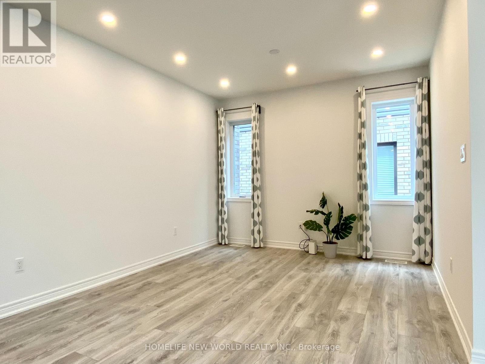 70 Mclean Avenue, Collingwood, Ontario  L9Y 4B3 - Photo 4 - S13247922