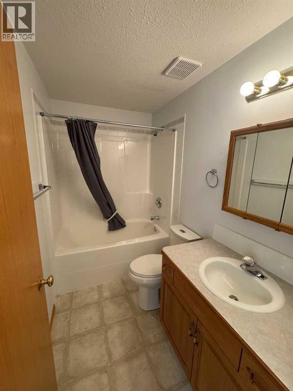 22 Julia Place, Didsbury, Alberta  T0M 0W0 - Photo 28 - A2316717