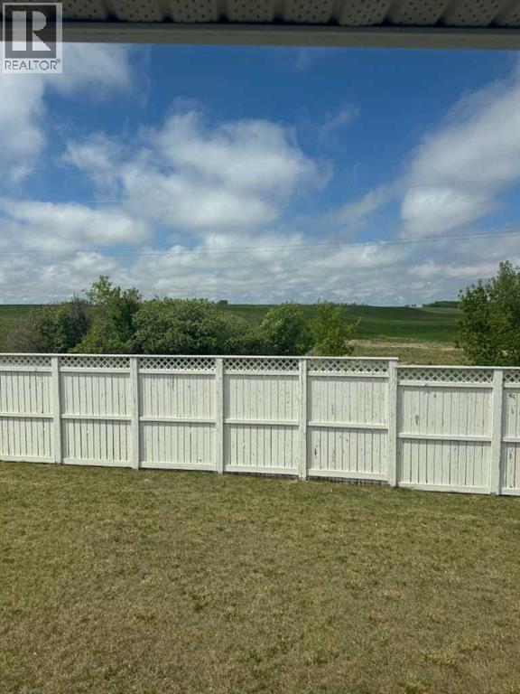 22 Julia Place, Didsbury, Alberta  T0M 0W0 - Photo 32 - A2316717