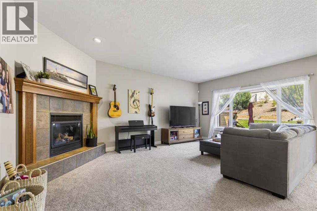 122 Discovery Ridge Way Sw, Calgary, Alberta  T3H 5G4 - Photo 15 - A2317457